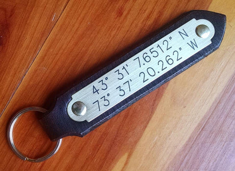 Name Keychain ➤➤➤ Personalized Leather Key Fob